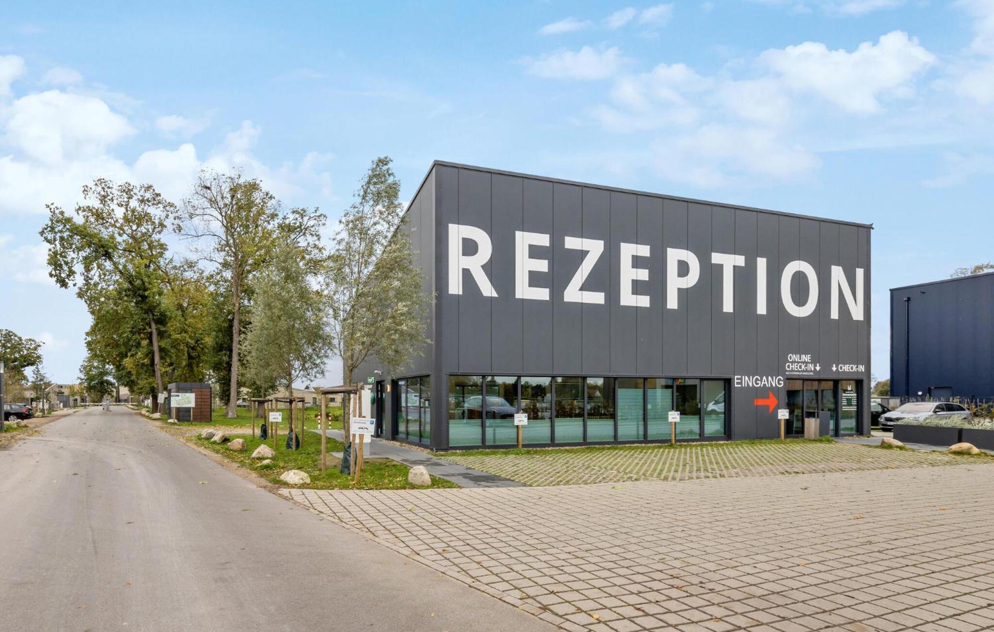 Beach Front Home In Lembruch-Duemmer See With Wifi Extérieur photo