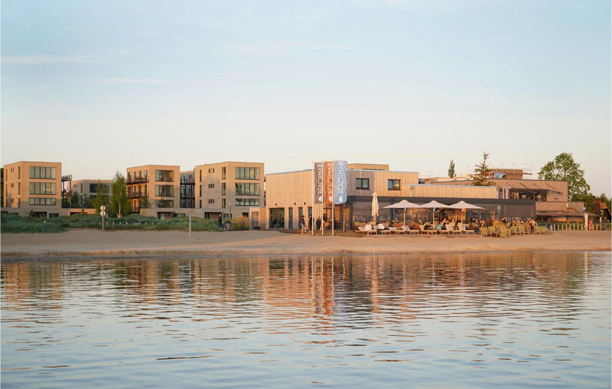 Beach Front Home In Lembruch-Duemmer See With Wifi Extérieur photo